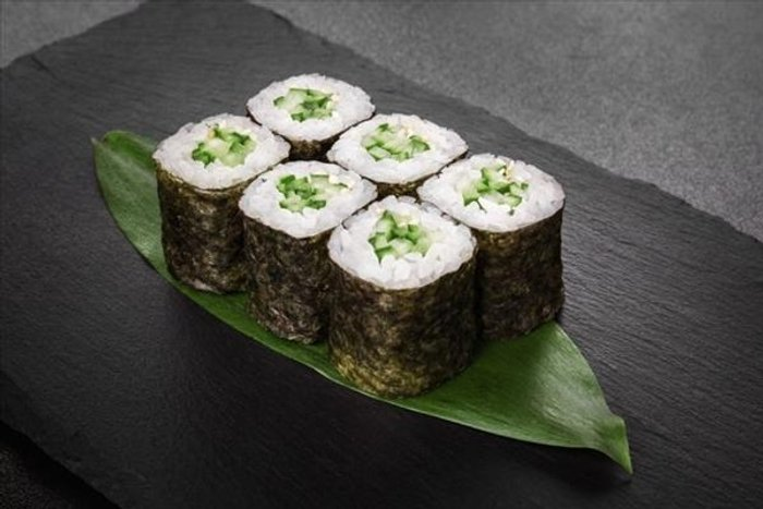 РОЛЛ С ОГУРЦОМ