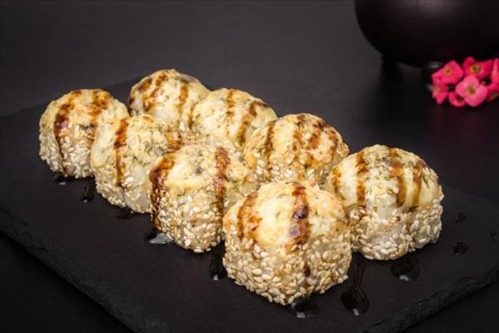 Запеченный Цезарь маки хот.